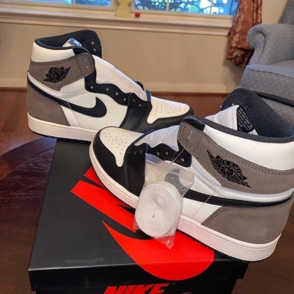 Nike Other - Air Jordan 1 Retro High OG - Dark Mocha